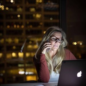 Meet your Posher, Leslie